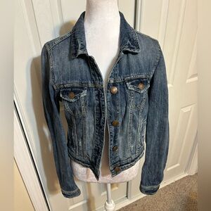 American Eagle Outfitters Trucker Style Denim Jacket Women’s Size Medium